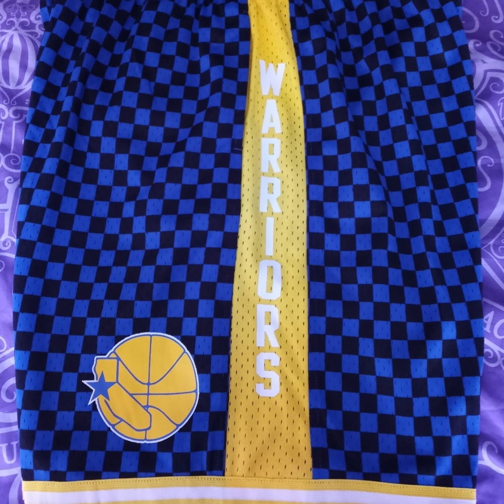 Mitchell & Ness checkered swing man shorts